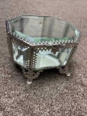 Nicole Miller Home Glass and Metal Trinket Box